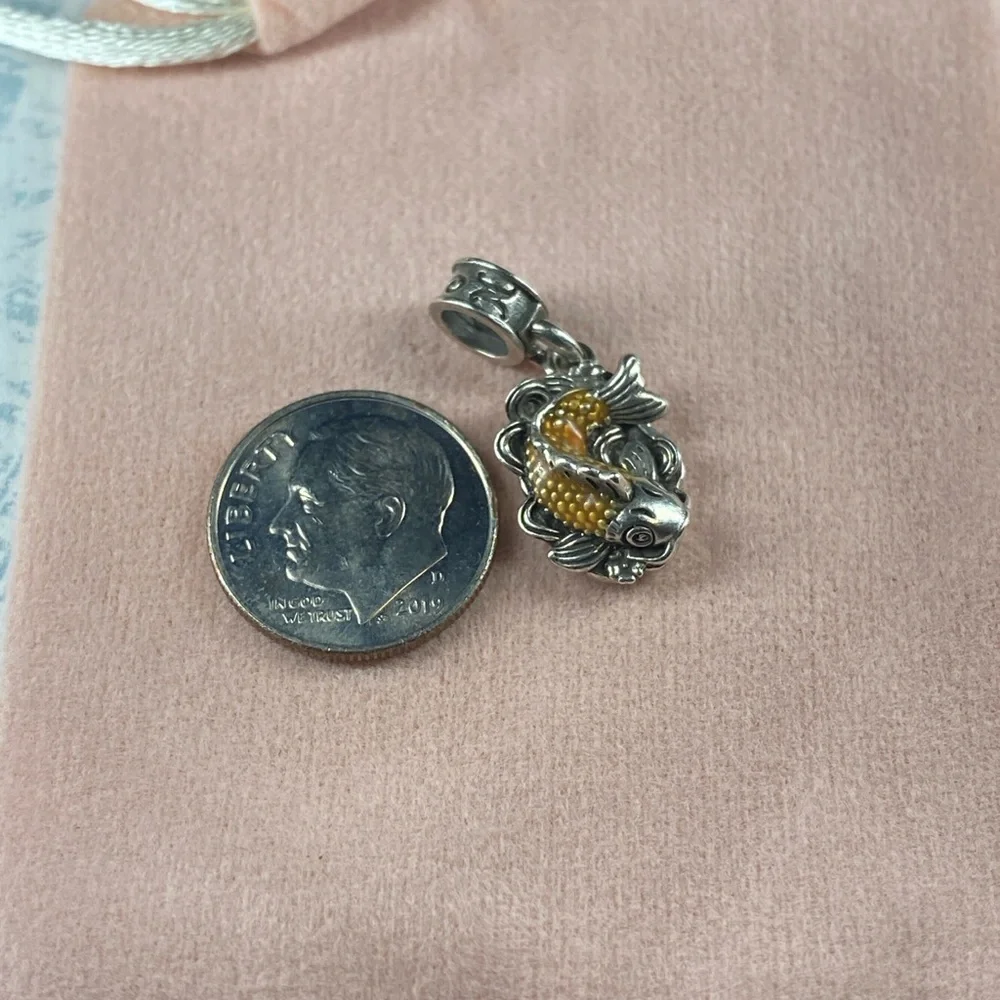 N/A elegant silver